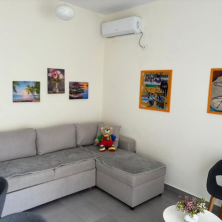 Apartament Kris In Durres Plazh Bagian luar foto