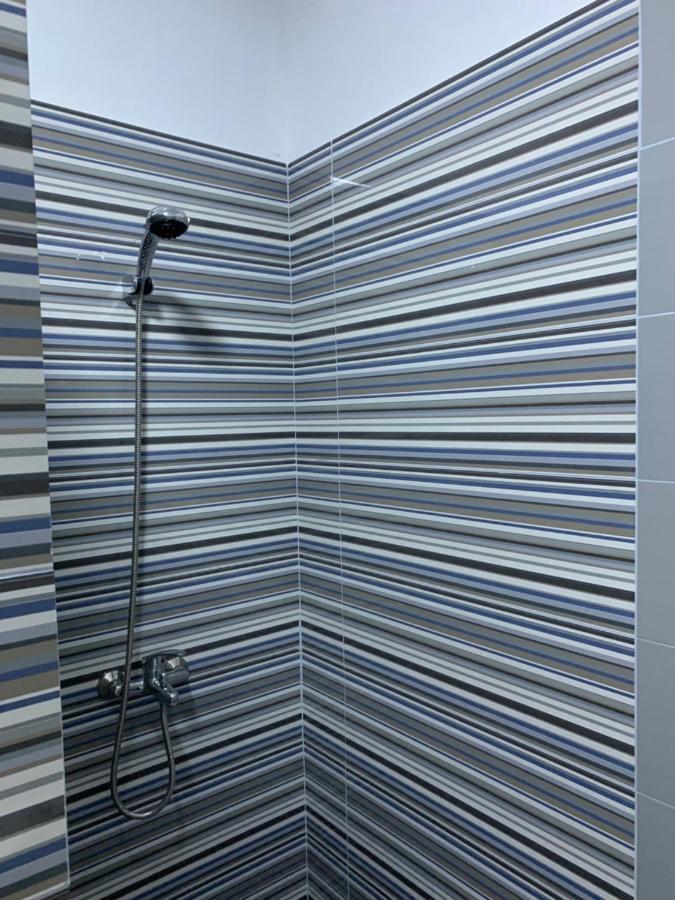 Apartament Kris In Durres Plazh Bagian luar foto